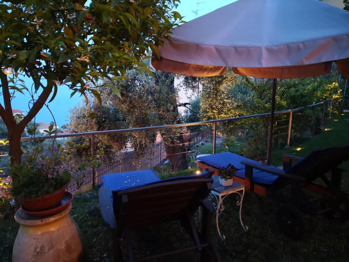 Florinda Lemon'S Suite Cervo Eksteriør billede